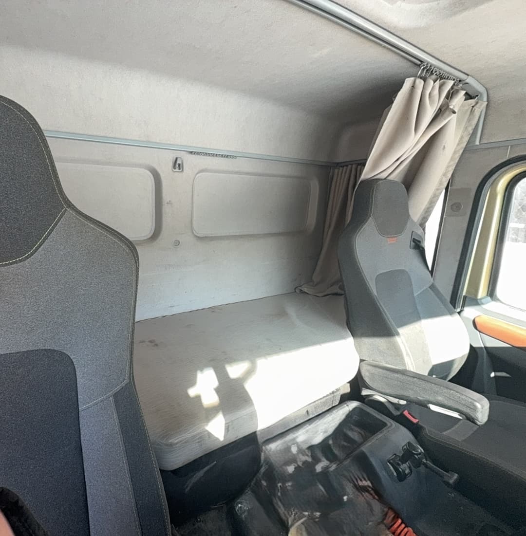 Shacman (Shaanxi) SX* 8x4 Самосвал - 9