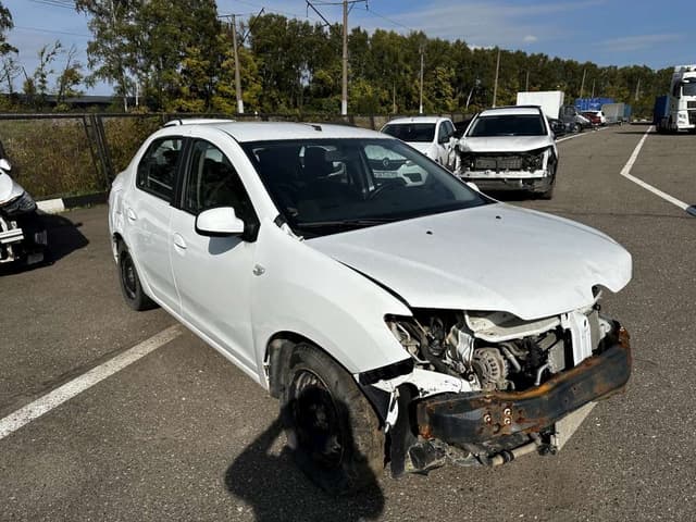 Renault Logan II - 2
