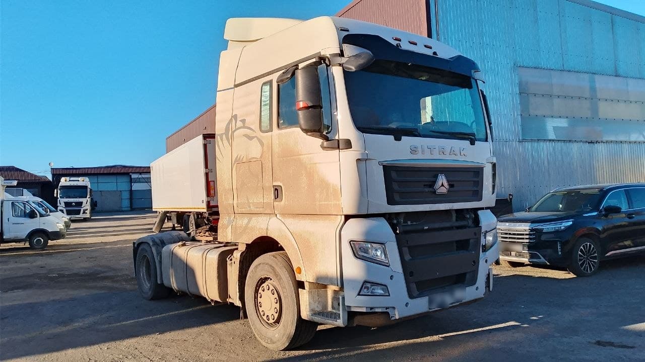 Sitrak C7H 4x2 Седельный тягач - 2