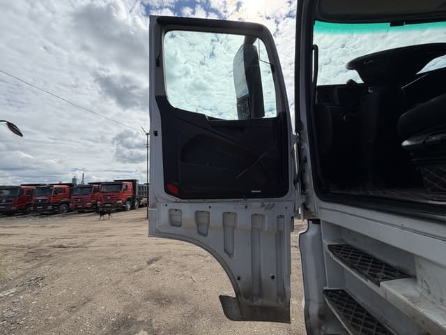 Камаз 54901 4x2 Седельный тягач - 8