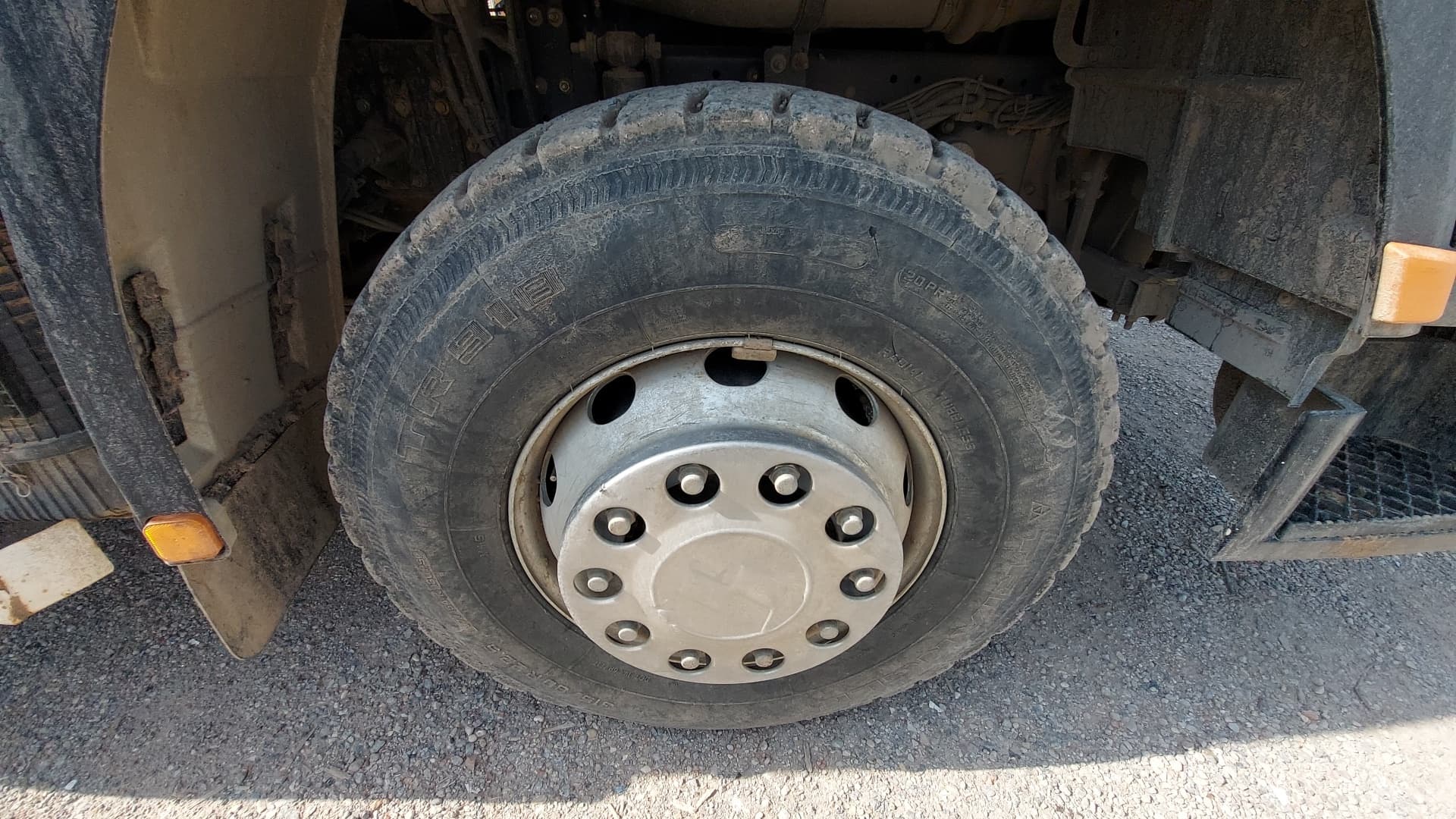 Shacman (Shaanxi) SX* 6x4 Самосвал - 10