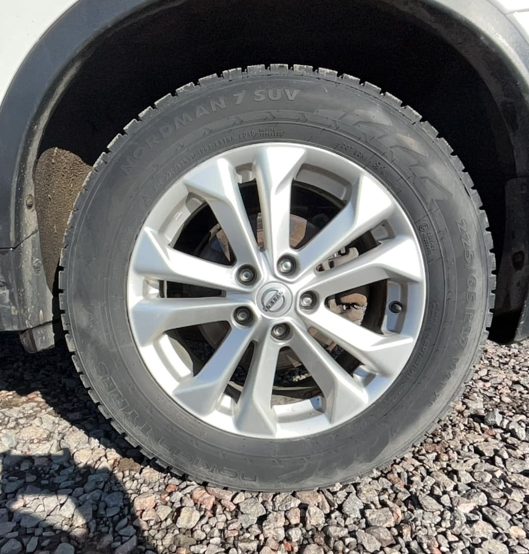 Nissan X-Trail - 9