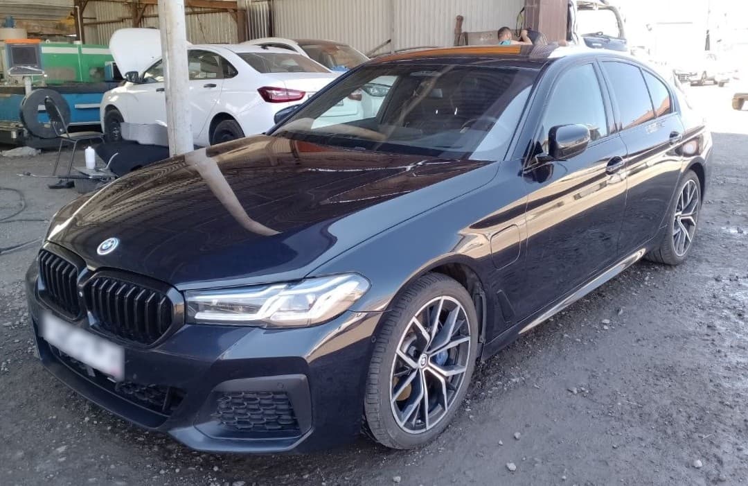 BMW 5 серия - 1