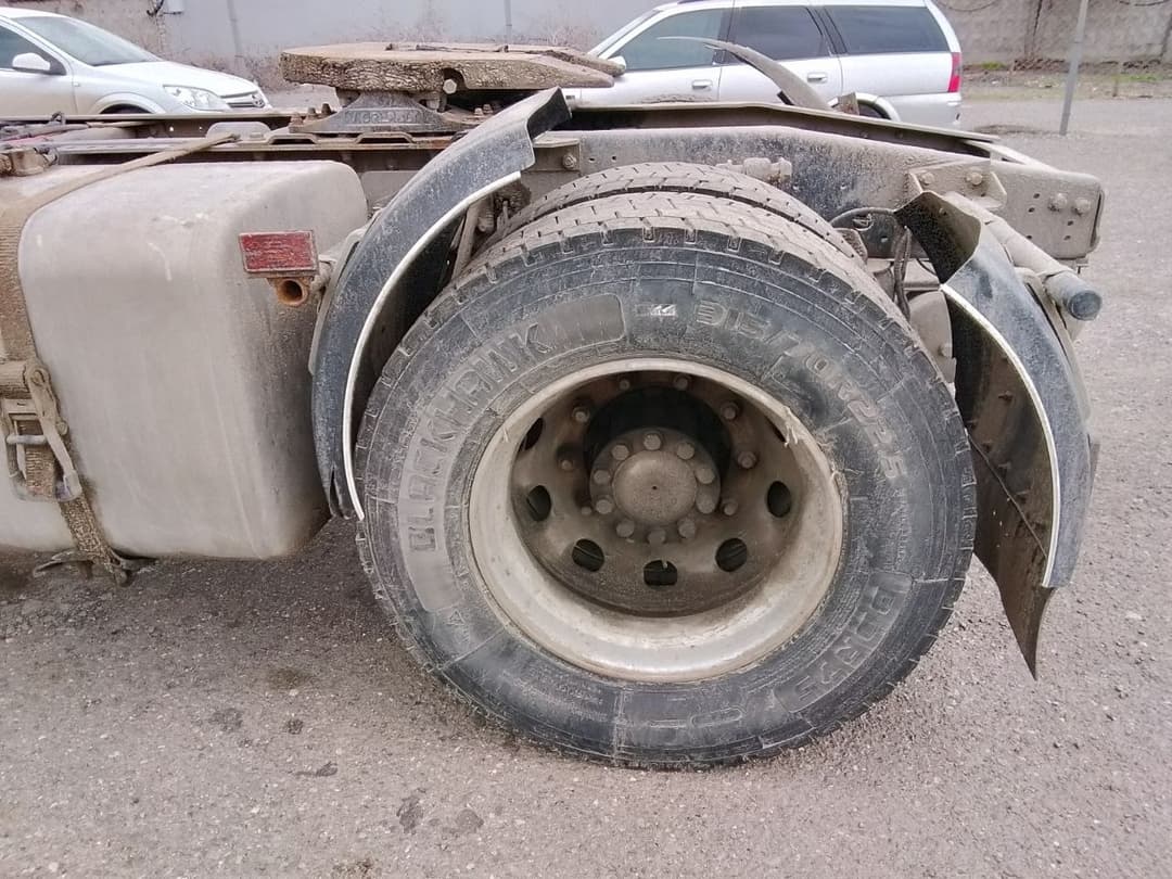 Камаз 5490 4x2 Седельный тягач - 8