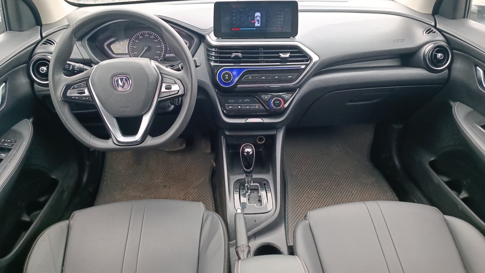 Changan Alsvin - 5