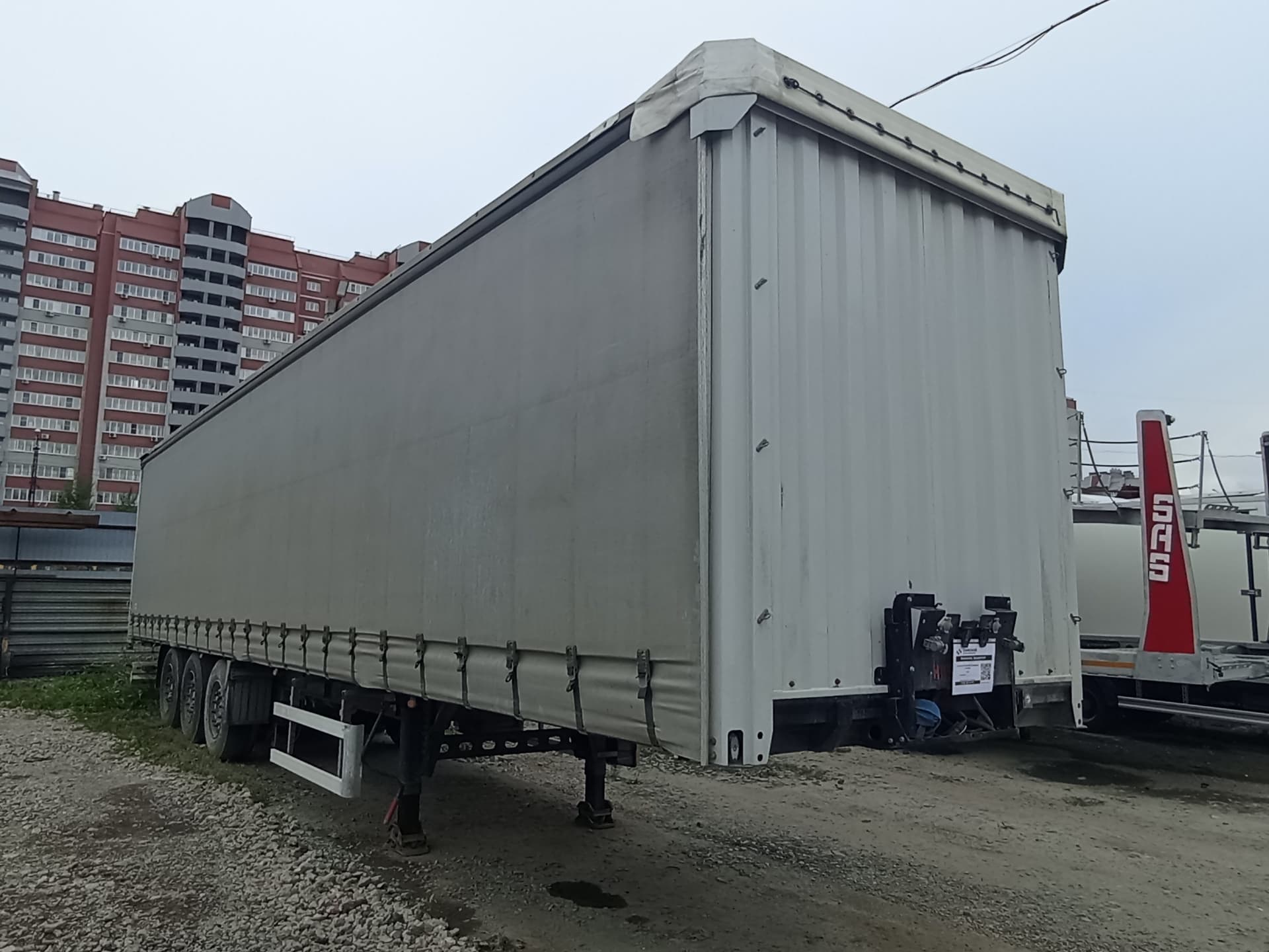 Hastrailer HASLINER Полуприцеп шторный - 2