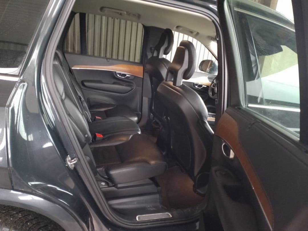 Volvo XC90 - 8