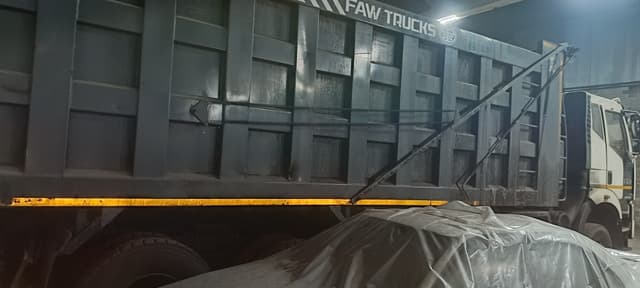 FAW CA 3310 8x4 Самосвал - 3