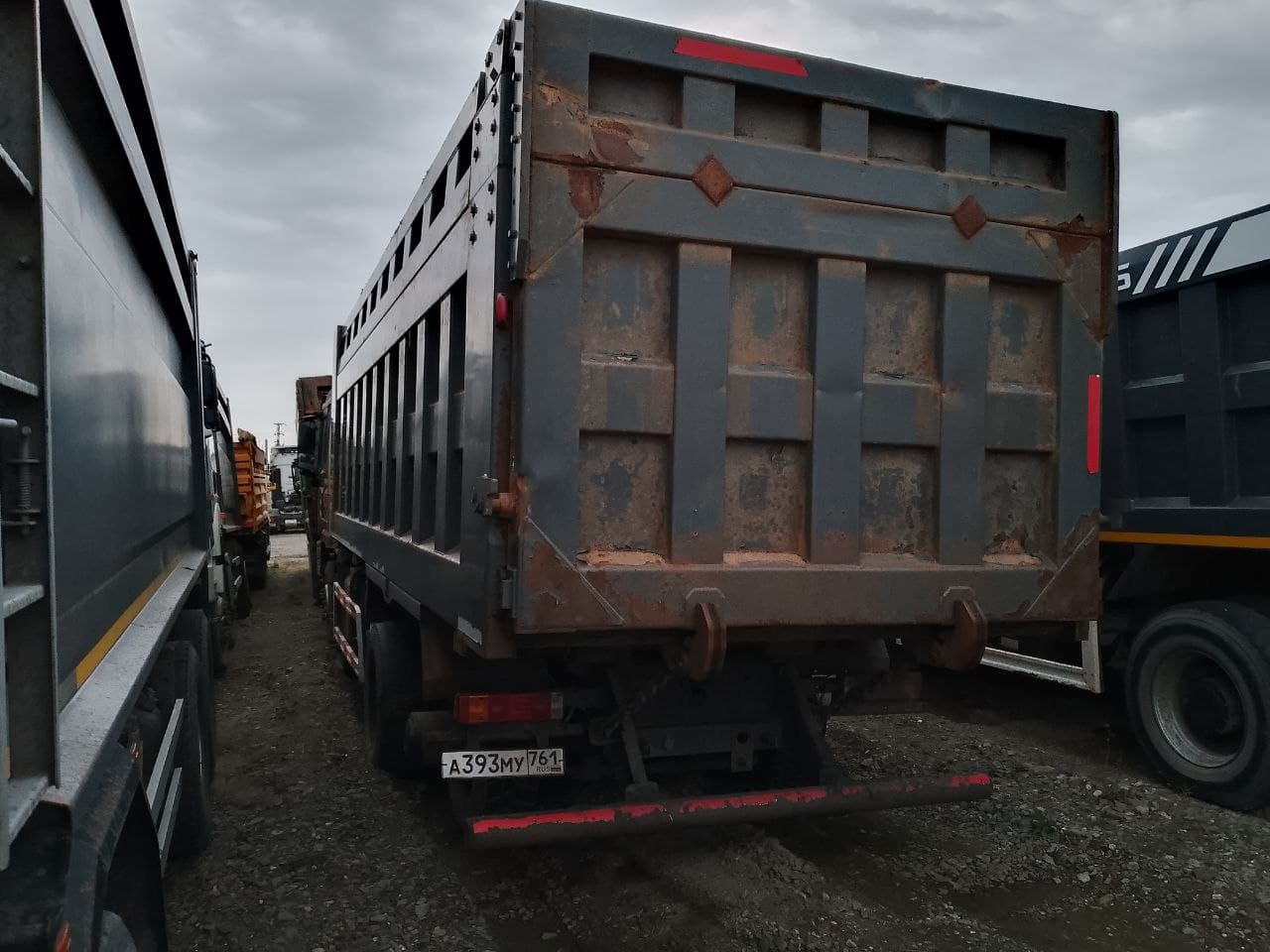 Shacman (Shaanxi) SX* 8x4 Самосвал - 4