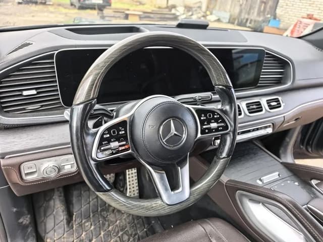 Mercedes-Benz GLS - 6