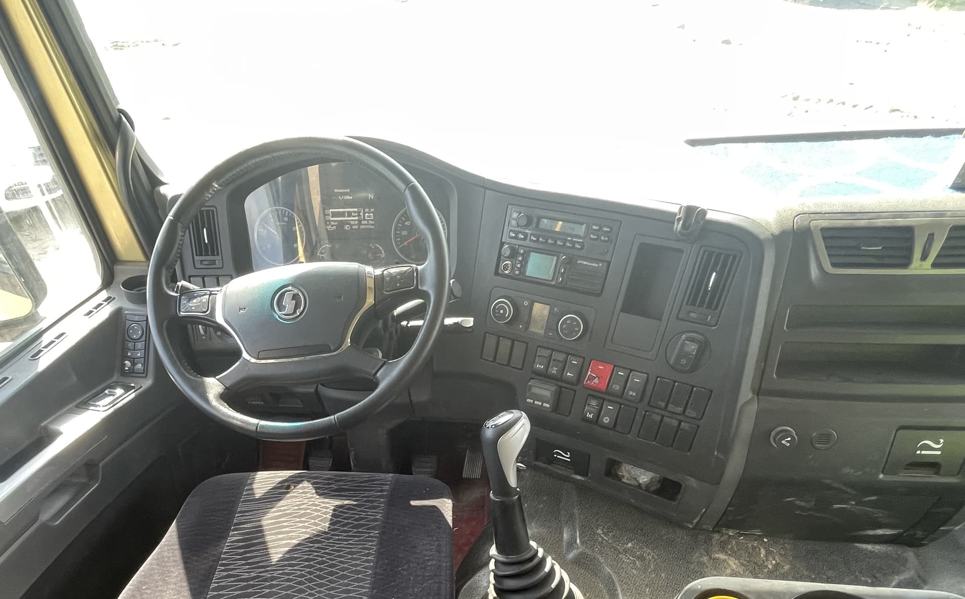 Shacman (Shaanxi) SX* 6x4 Самосвал - 5