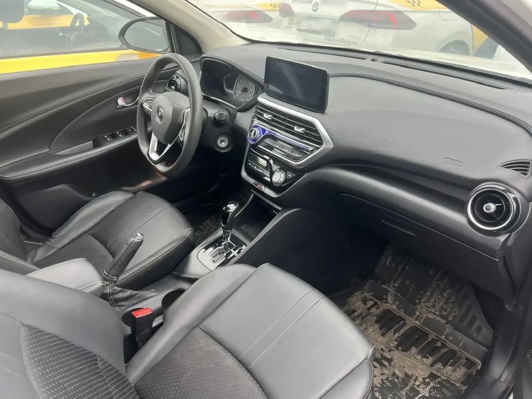 Changan Alsvin - 5