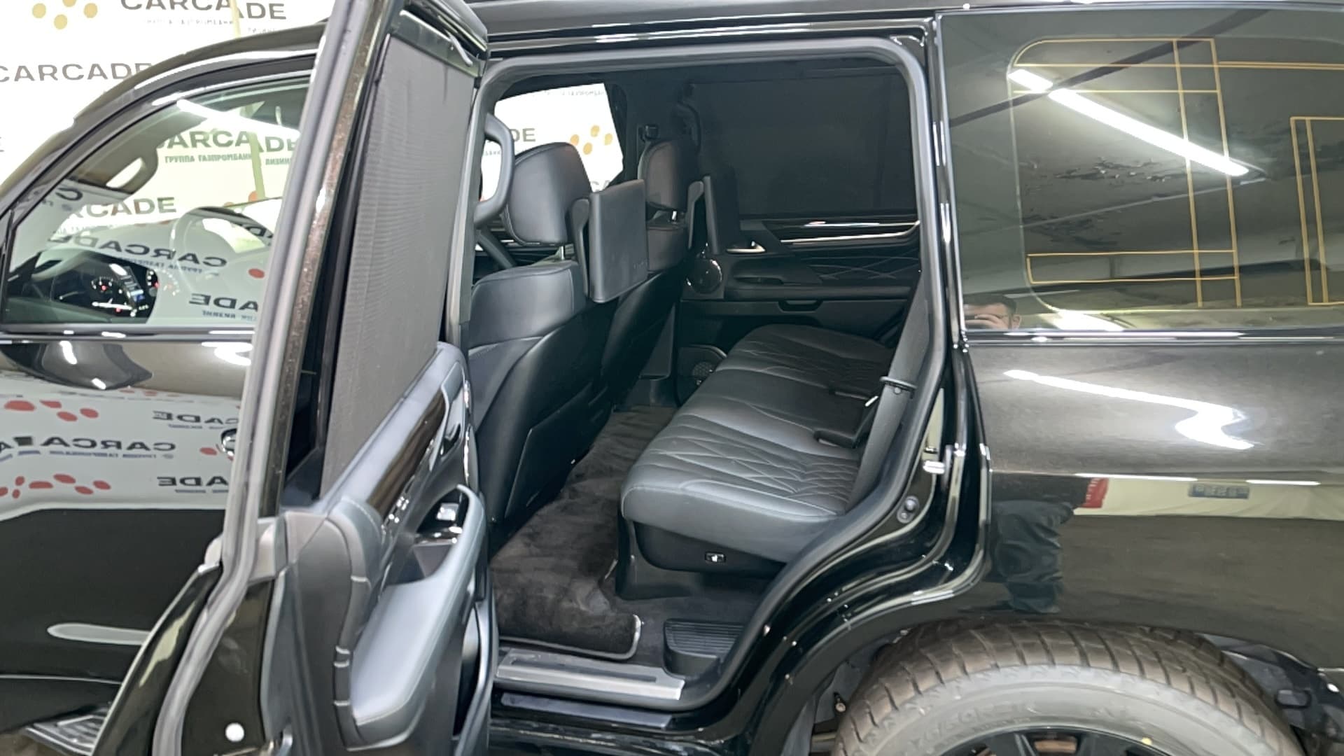 Lexus LX 570 - 9