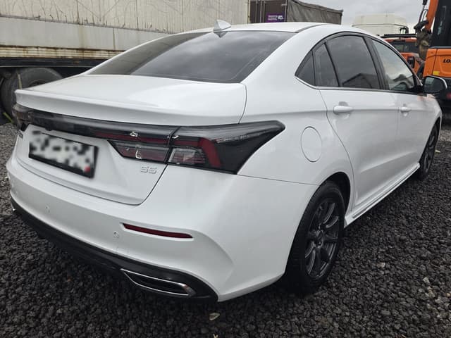 Omoda S5 - 3
