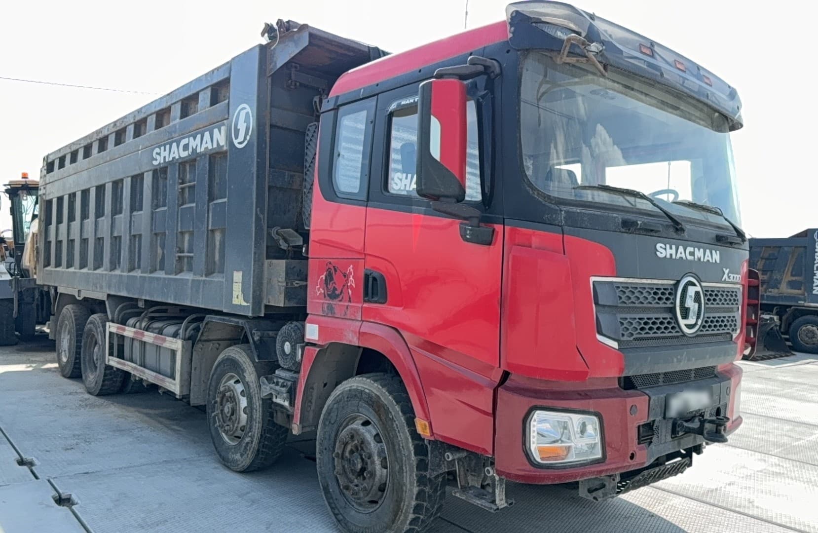 Shacman (Shaanxi) SX* 8x4 Самосвал - 2