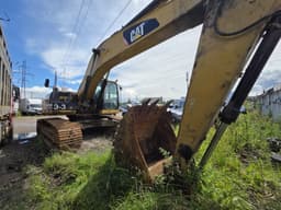 Caterpillar 330 Экскаватор - 2