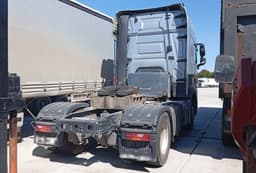 Shacman (Shaanxi) SX* 4x2 Седельный тягач - 3
