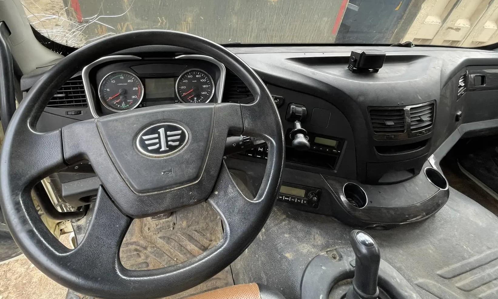 FAW CA 3310 8x4 Самосвал - 5