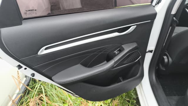 Geely EMGRAND - 6