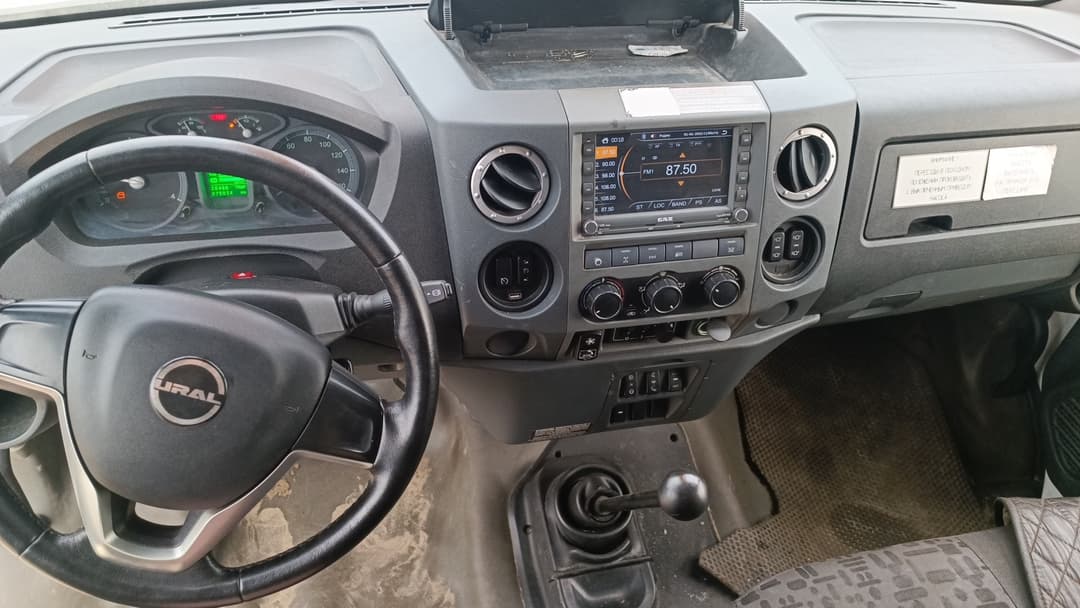 Ивановец КС-45717 на шасси URAL 4320 6x6 Автокран - 5
