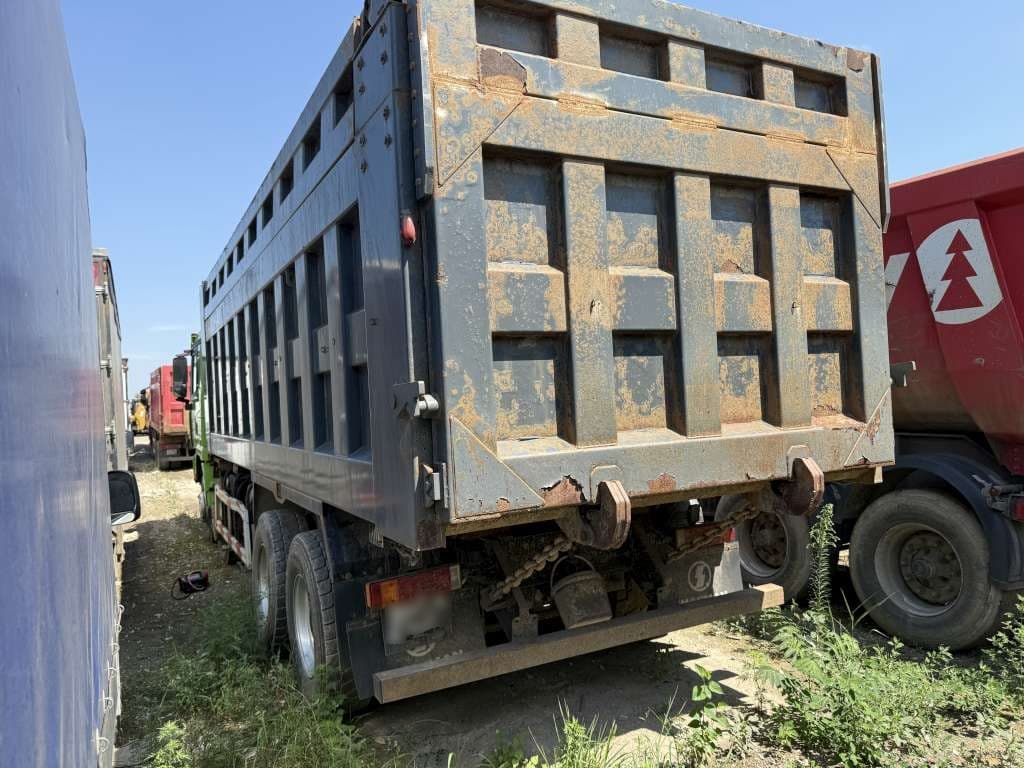 Shacman (Shaanxi) SX* 8x4 Самосвал - 4