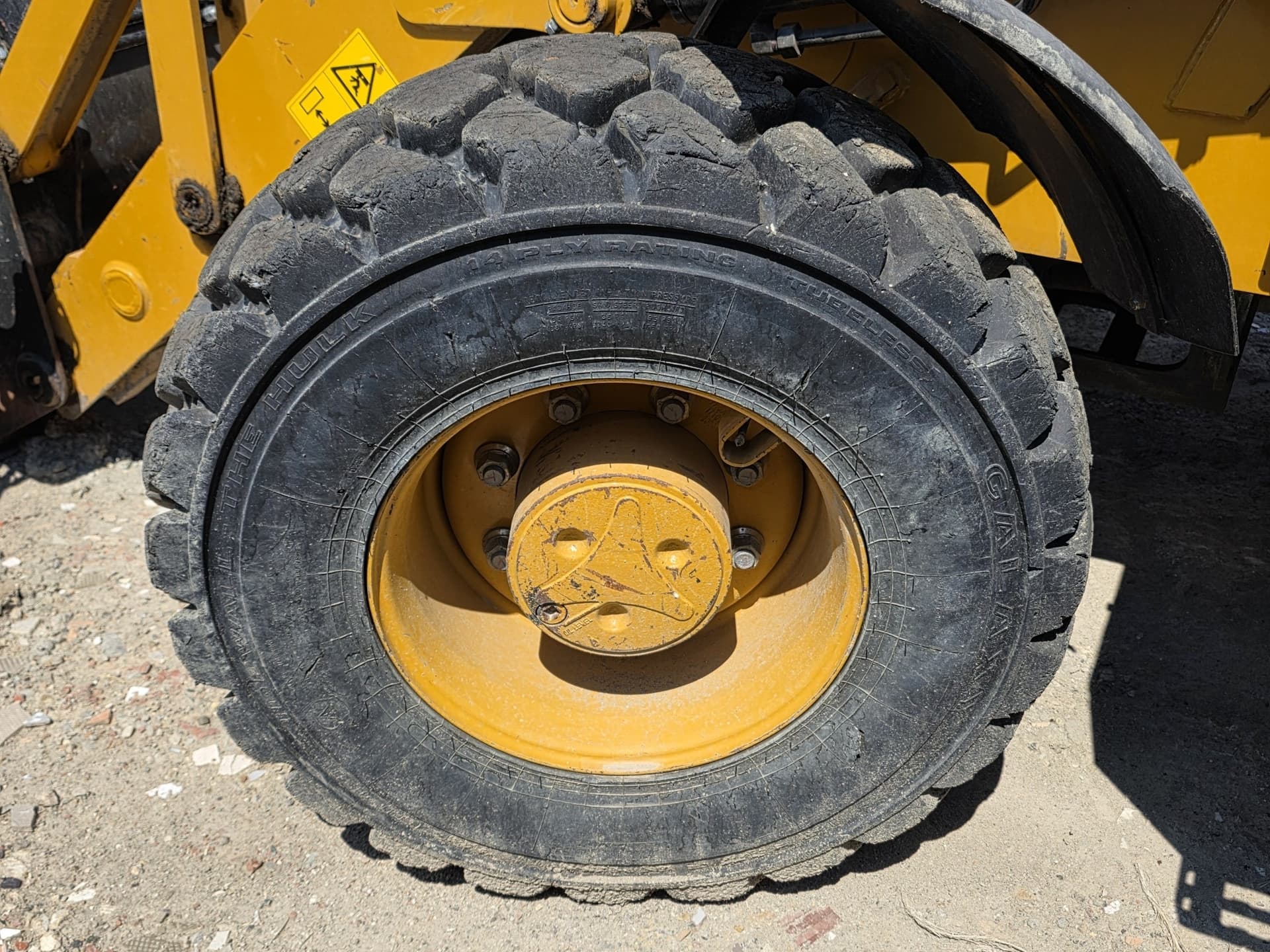 Sany BHL* Экскаватор-погрузчик - 9