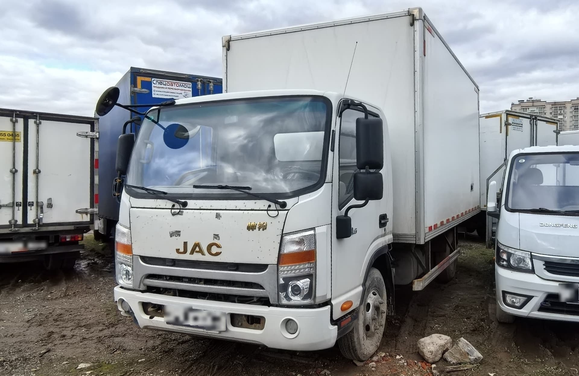Jac N90 4x2 Изотермический/рефрижератор - 1