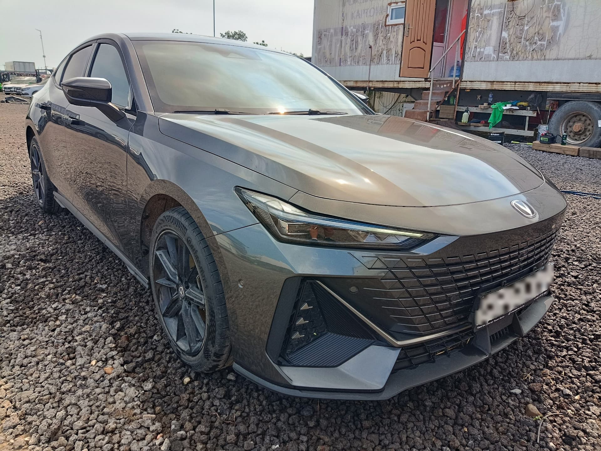 Changan UNI-V - 2