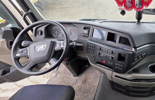 MAN TGX 4X2 Седельный тягач - 5
