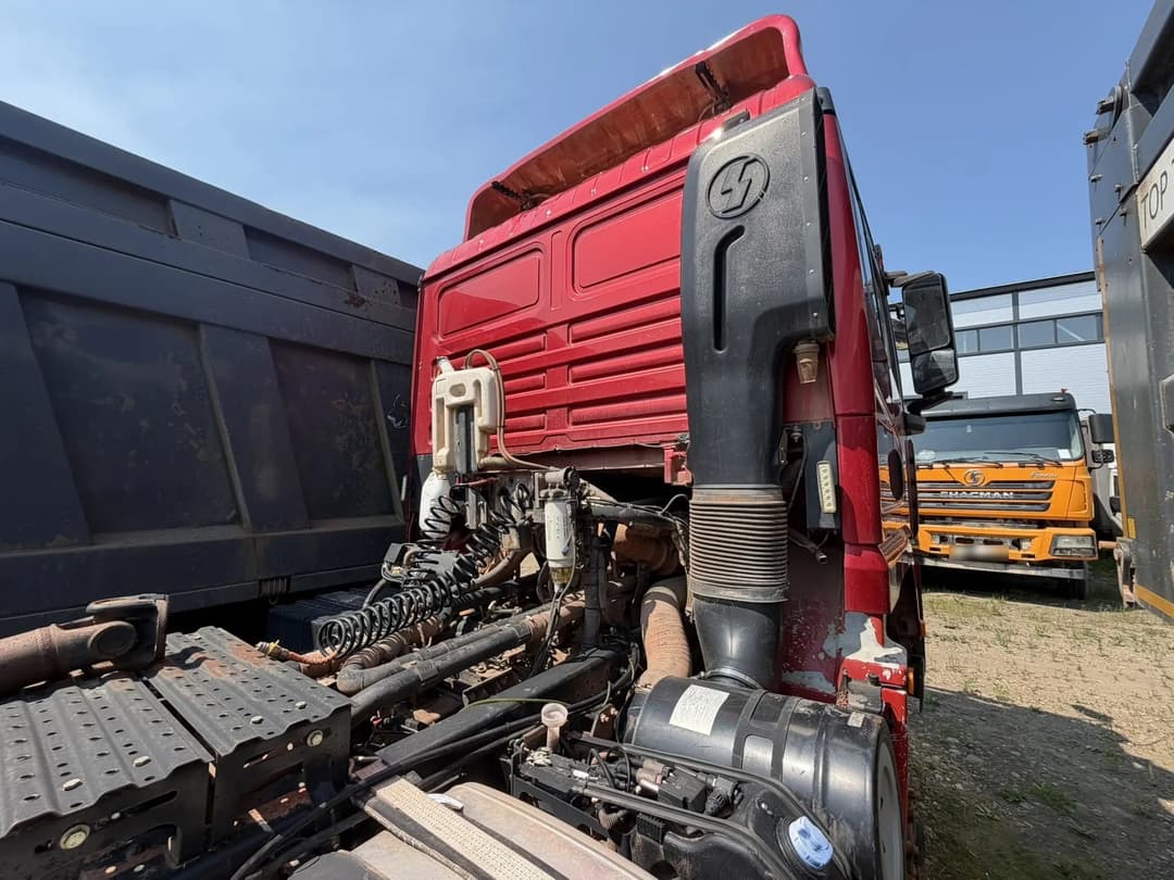 Shacman (Shaanxi) SX* 6x6 Седельный тягач - 3