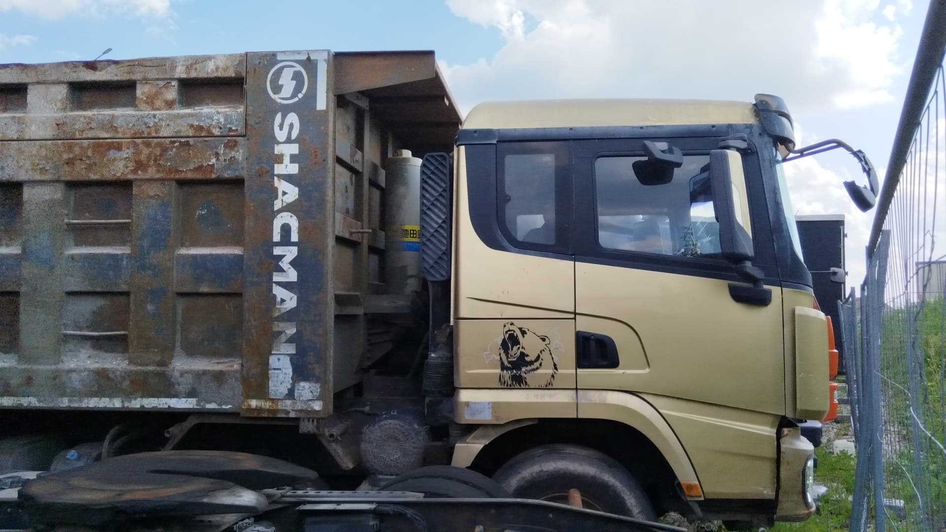 Shacman (Shaanxi) SX* 8x4 Самосвал - 2