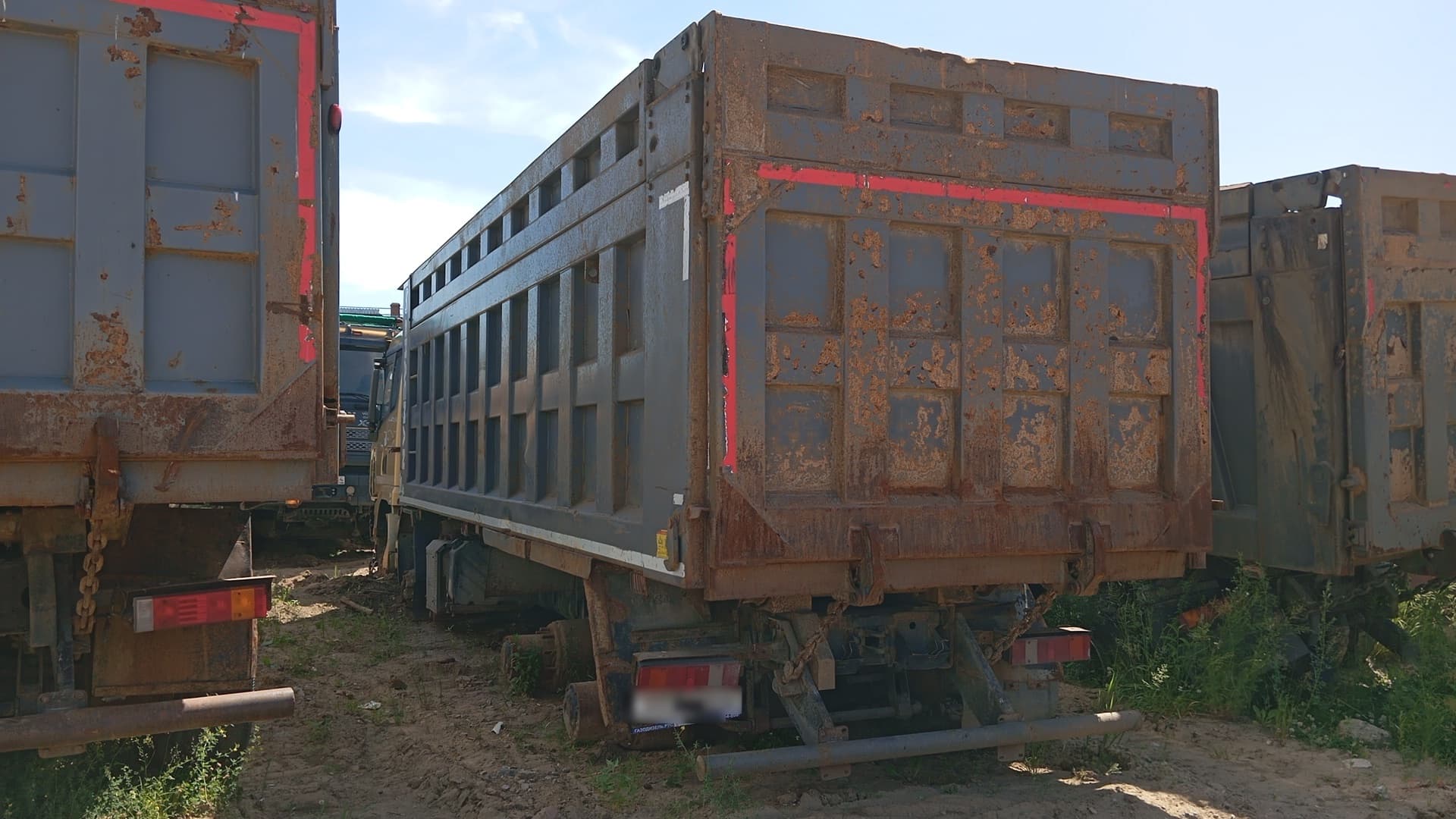 Shacman (Shaanxi) SX* 8x4 Самосвал - 4