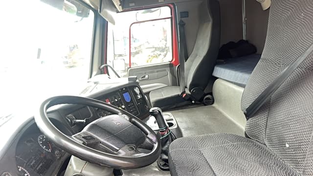 Howo ZZ* 6x4 Самосвал - 6