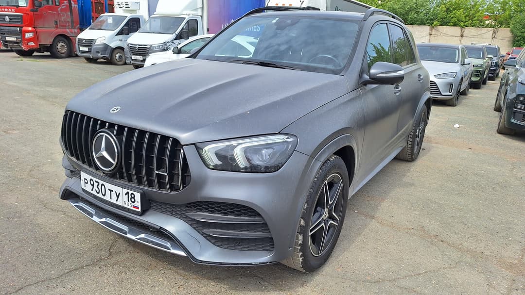 Mercedes-Benz GLE - 1