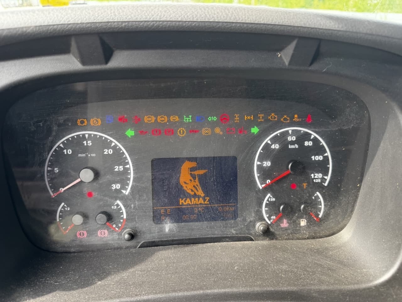 Камаз 5490 4x2 Седельный тягач - 6