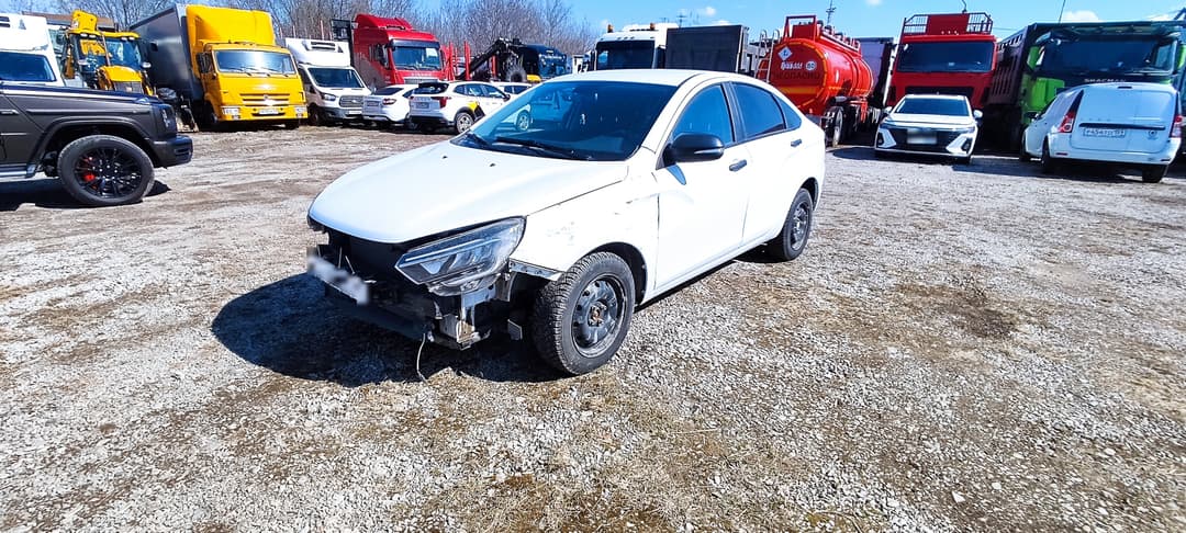 Lada Vesta седан - 1