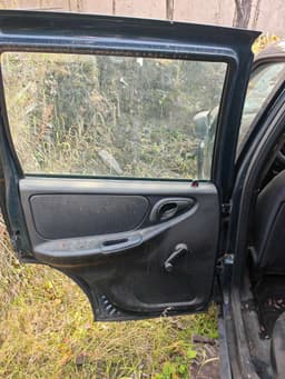 Lada Niva Travel - 7