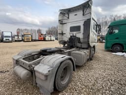 FAW J7 4x2 Седельный тягач - 3