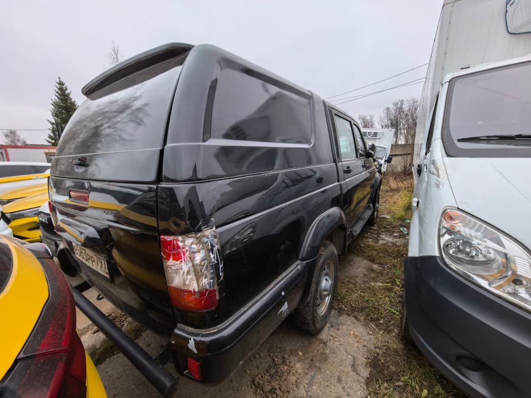 UAZ Pickup - 3