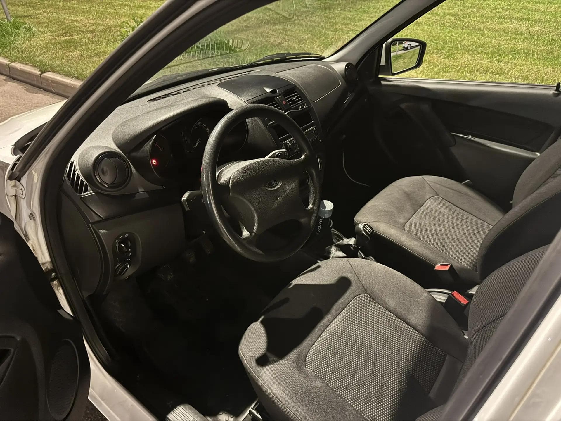 Вис 2349* на шасси LADA Granta Промтоварный фургон - 3