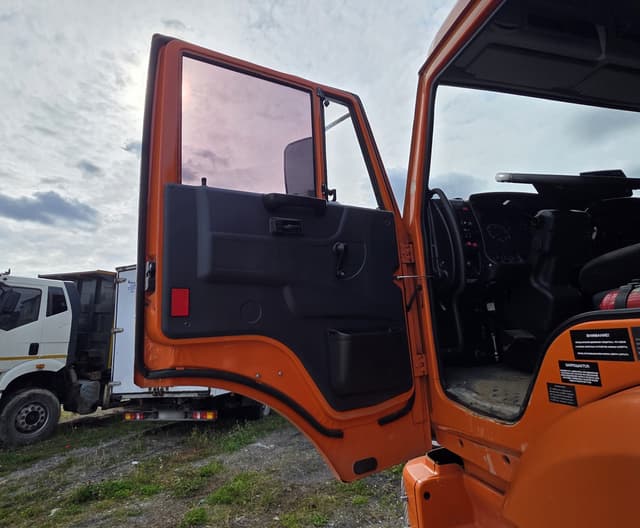 Камаз 6520 6x4 КДМ - 8