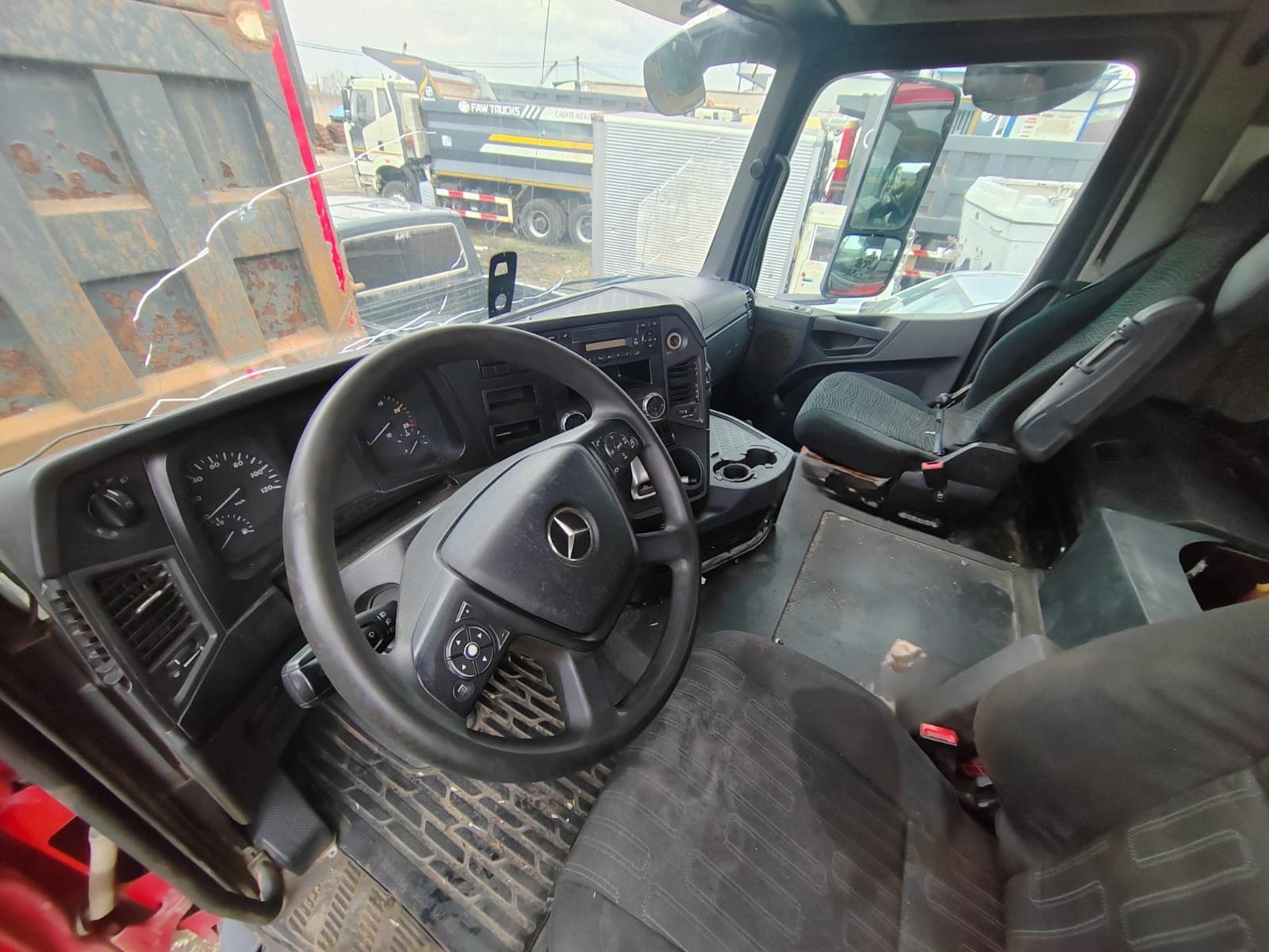 Mercedes-Benz Arocs 8x4 Самосвал - 5