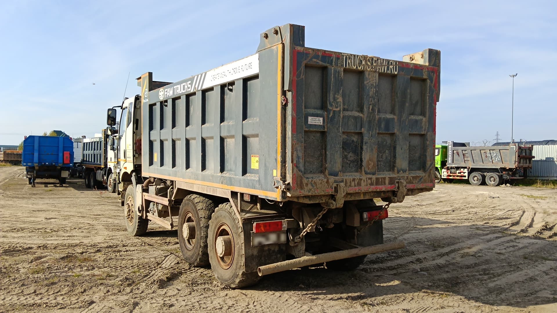 FAW J6* 6x6 Самосвал - 3