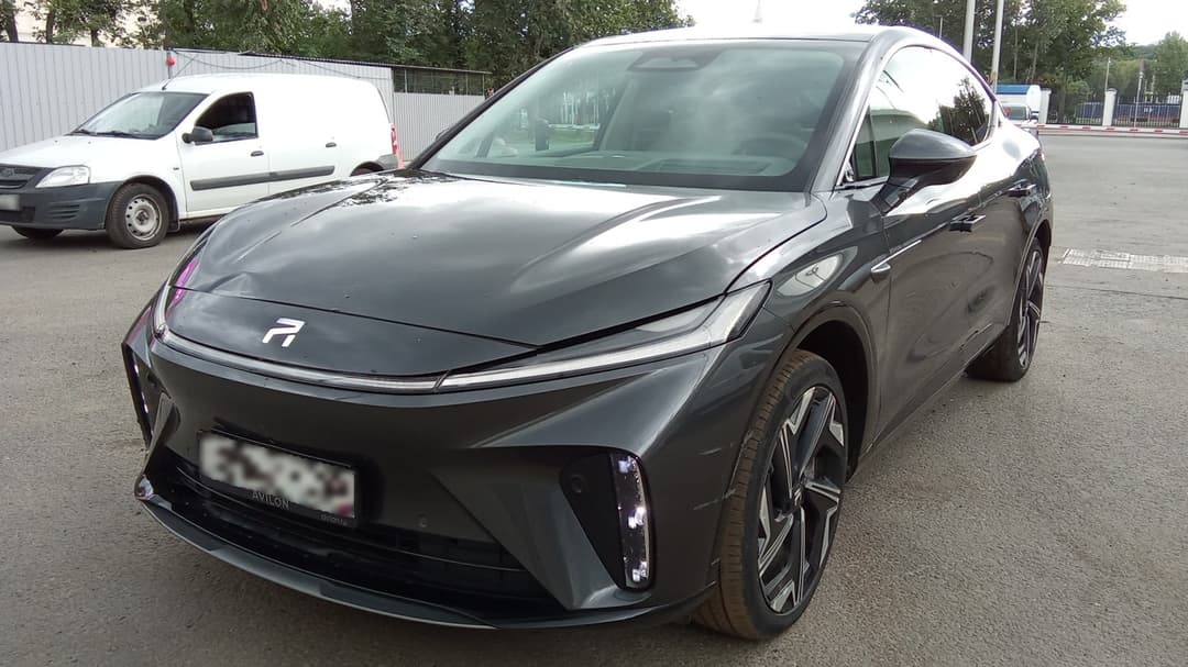 Rising Auto R7 - 1