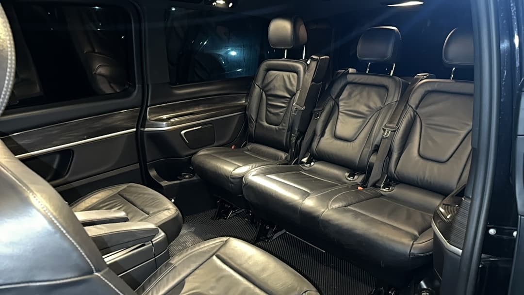 Mercedes-Benz EQV - 9