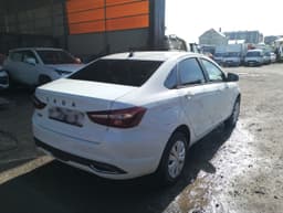 Lada Vesta седан - 3