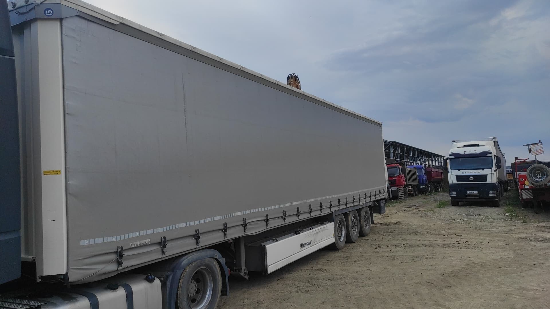 Krone SD Полуприцеп шторный - 1