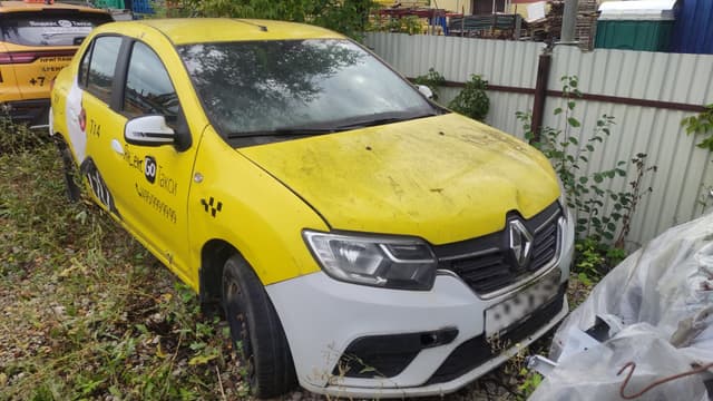 Renault Logan - 2