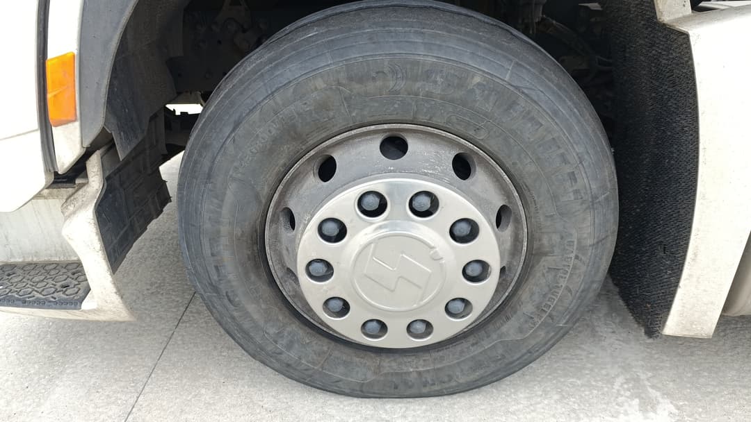Shacman (Shaanxi) SX* 4x2 Седельный тягач - 10