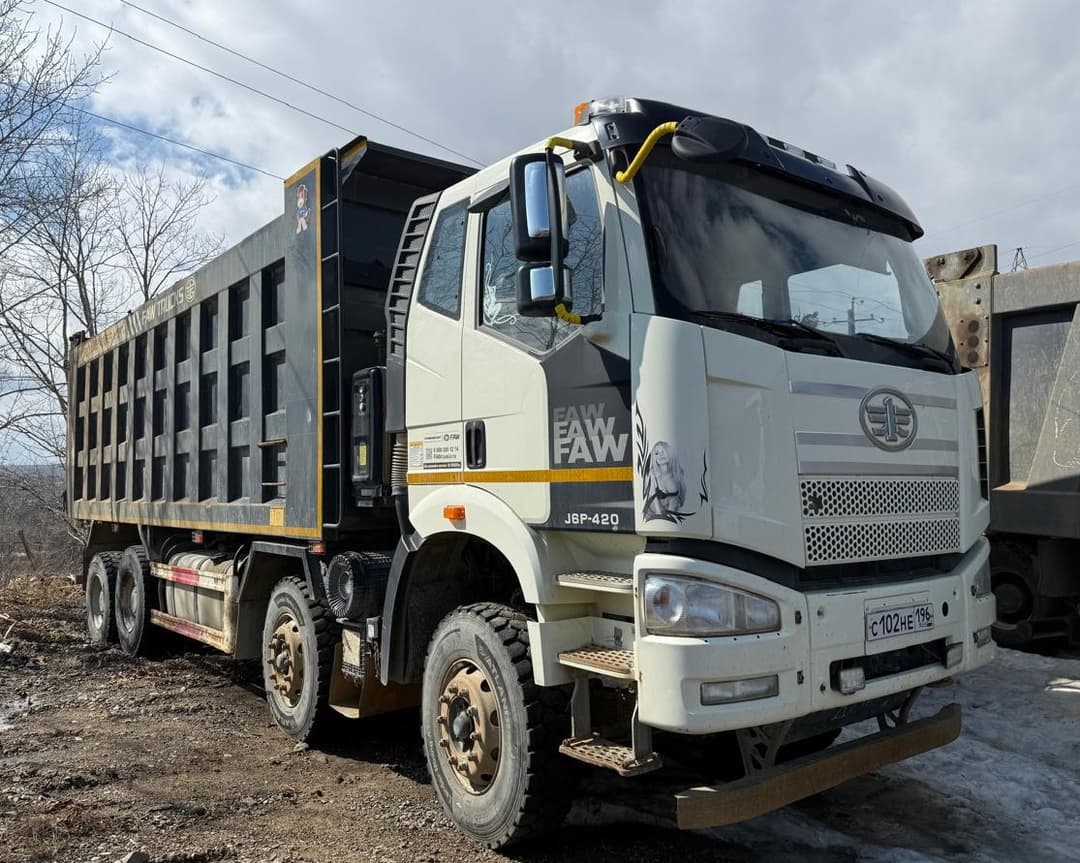 FAW CA 3310 8x4 Самосвал - 2